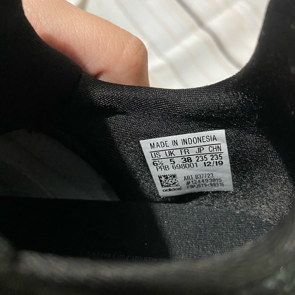 Women Adidas Swift Run - Picture 5 of 6